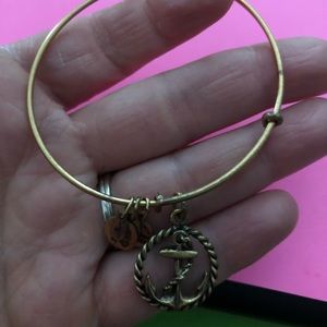 Alex n Ani